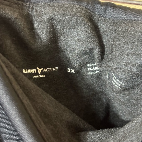 NWT Old Navy UltraCoze Fleece lined Flare Leggings - Picture 7 of 12